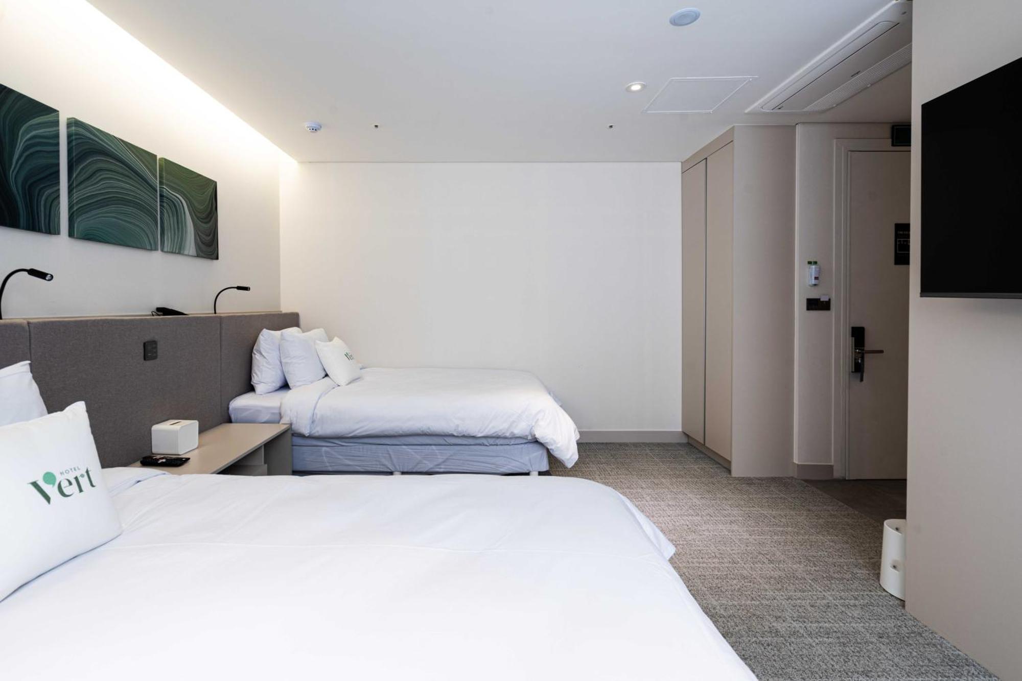 Hotel Vert 酒店